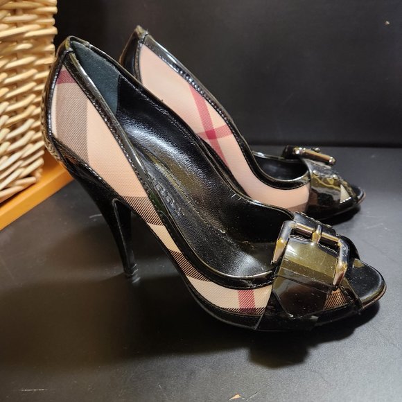 Burberry open toe - Picture 1 of 3